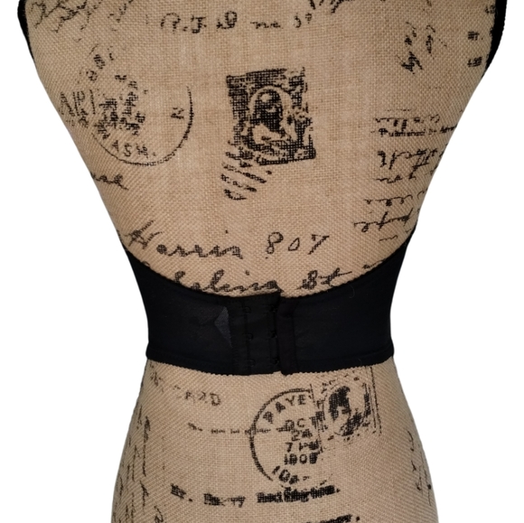 Vintage Corset Size 34C - Picture 3 of 7